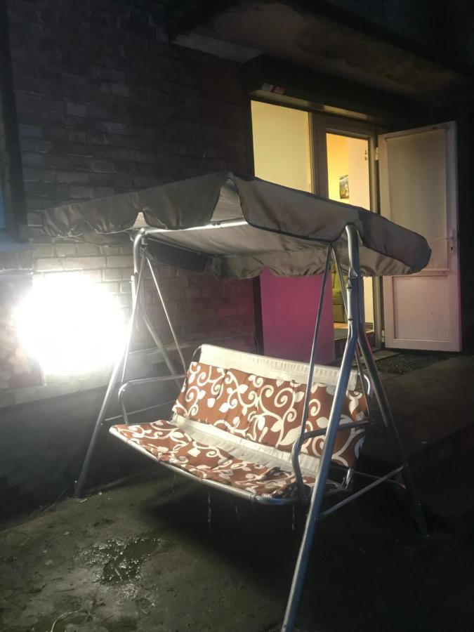 Ararat-Shulyavskaya Hostel Kiev Eksteriør billede