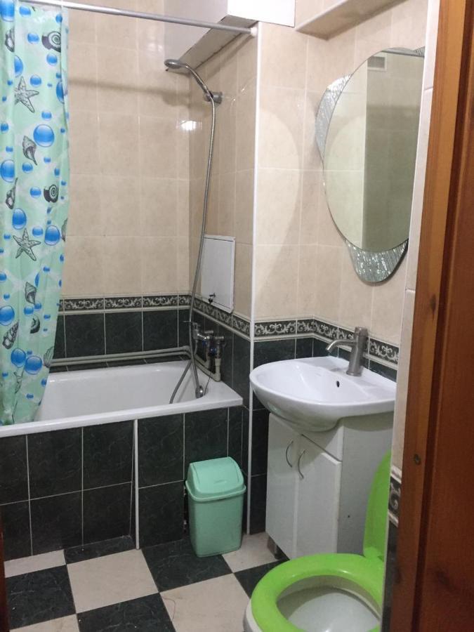 Ararat-Shulyavskaya Hostel Kiev Eksteriør billede