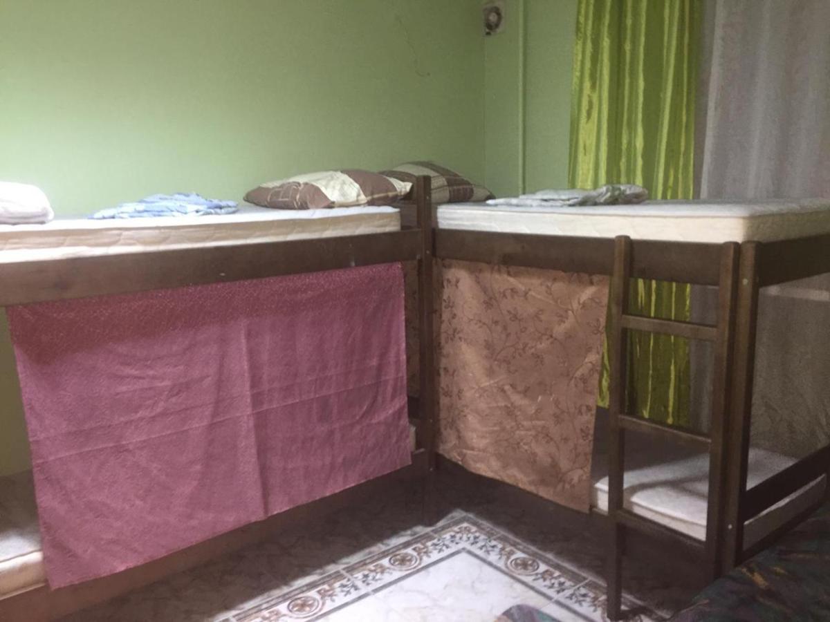 Ararat-Shulyavskaya Hostel Kiev Eksteriør billede